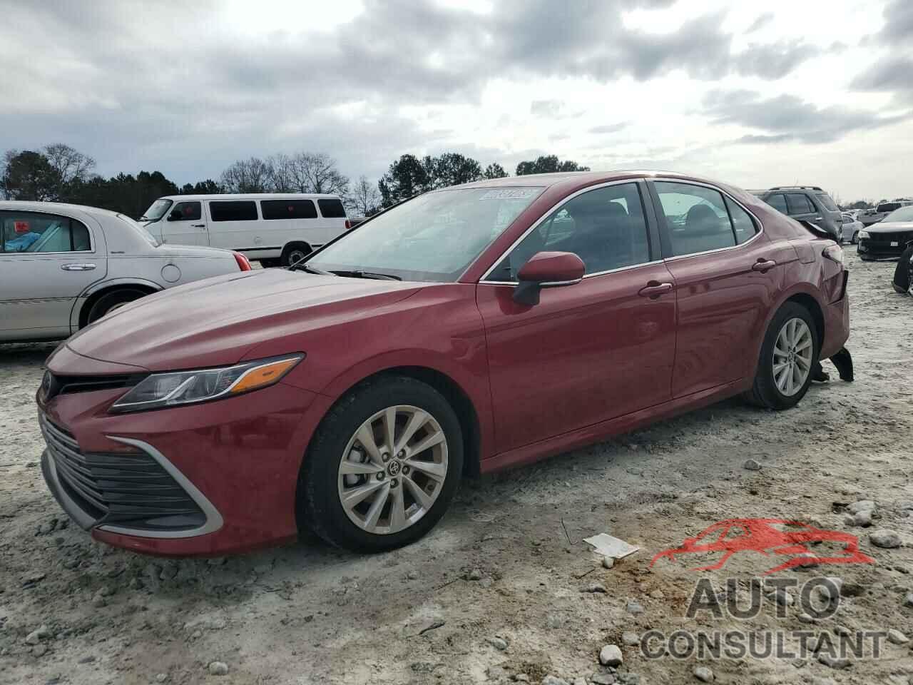 TOYOTA CAMRY 2021 - 4T1R11AKXMU611576