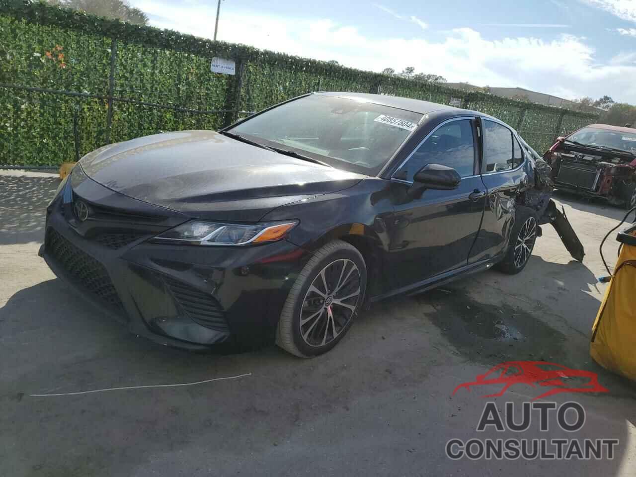 TOYOTA CAMRY 2018 - 4T1B11HK9JU605478