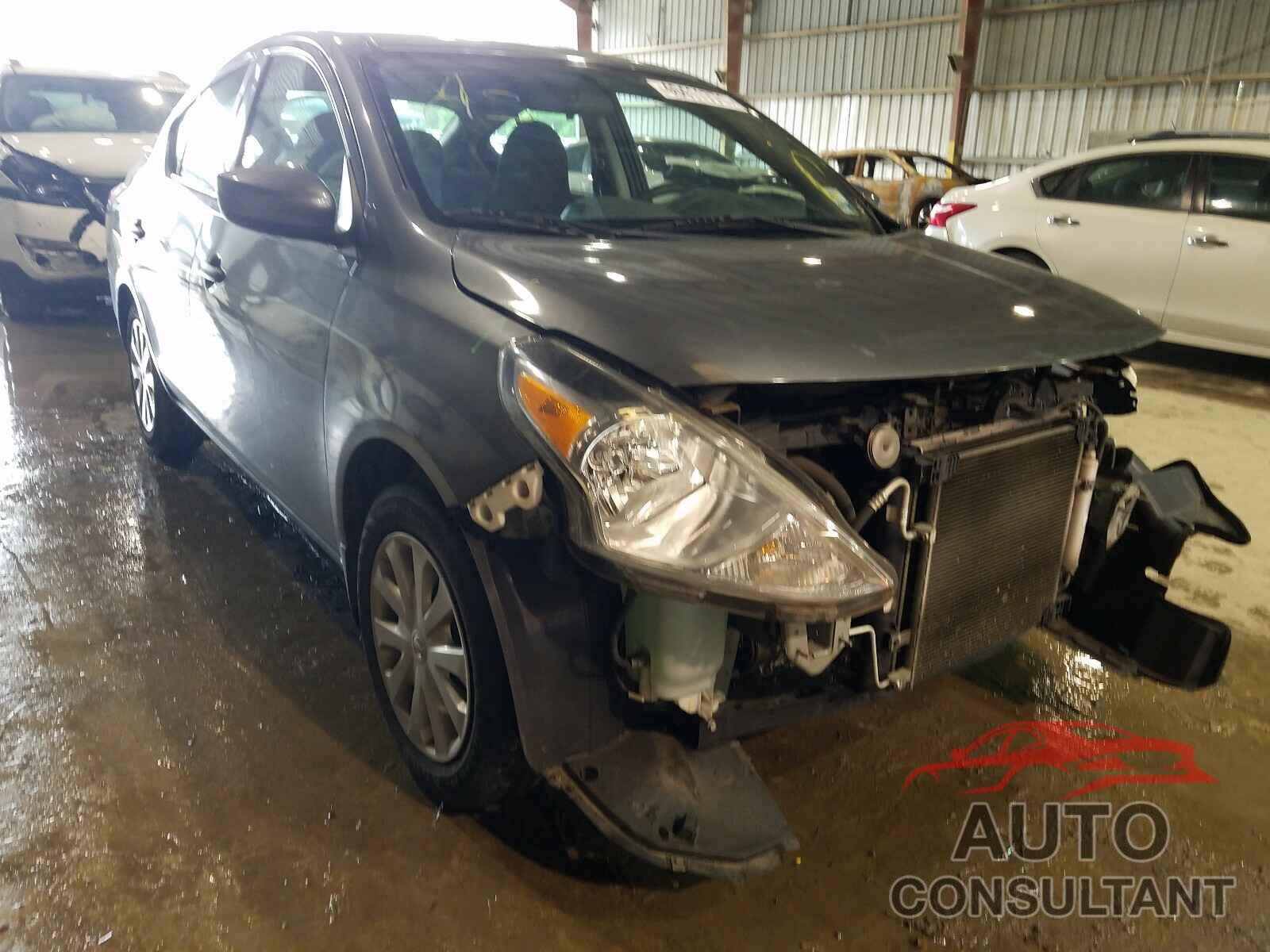 NISSAN VERSA 2017 - 3N1CN7AP2HL807608