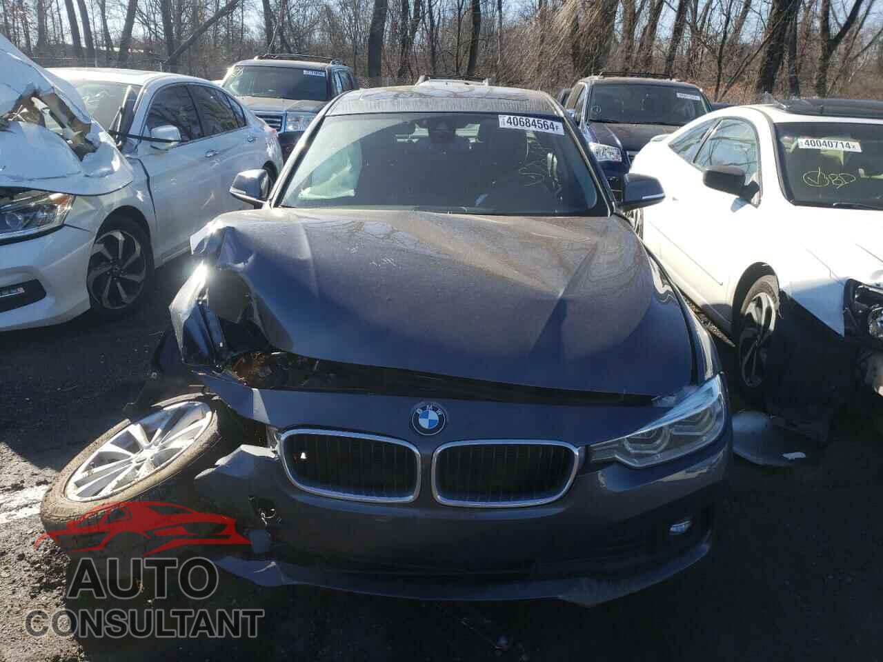 BMW 3 SERIES 2016 - WBA8E3G51GNU01722