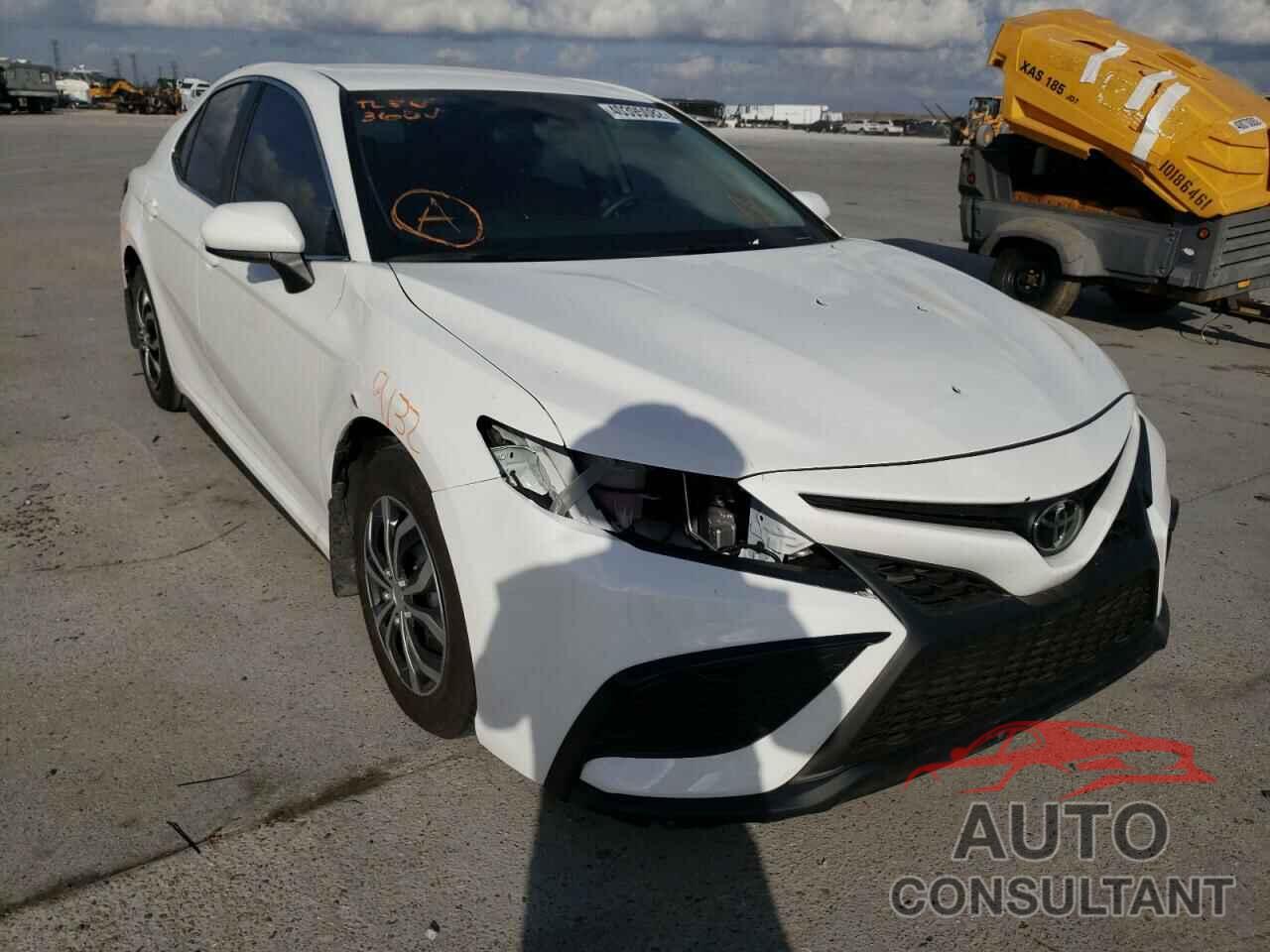 TOYOTA CAMRY 2021 - 4T1G11AKXMU486182