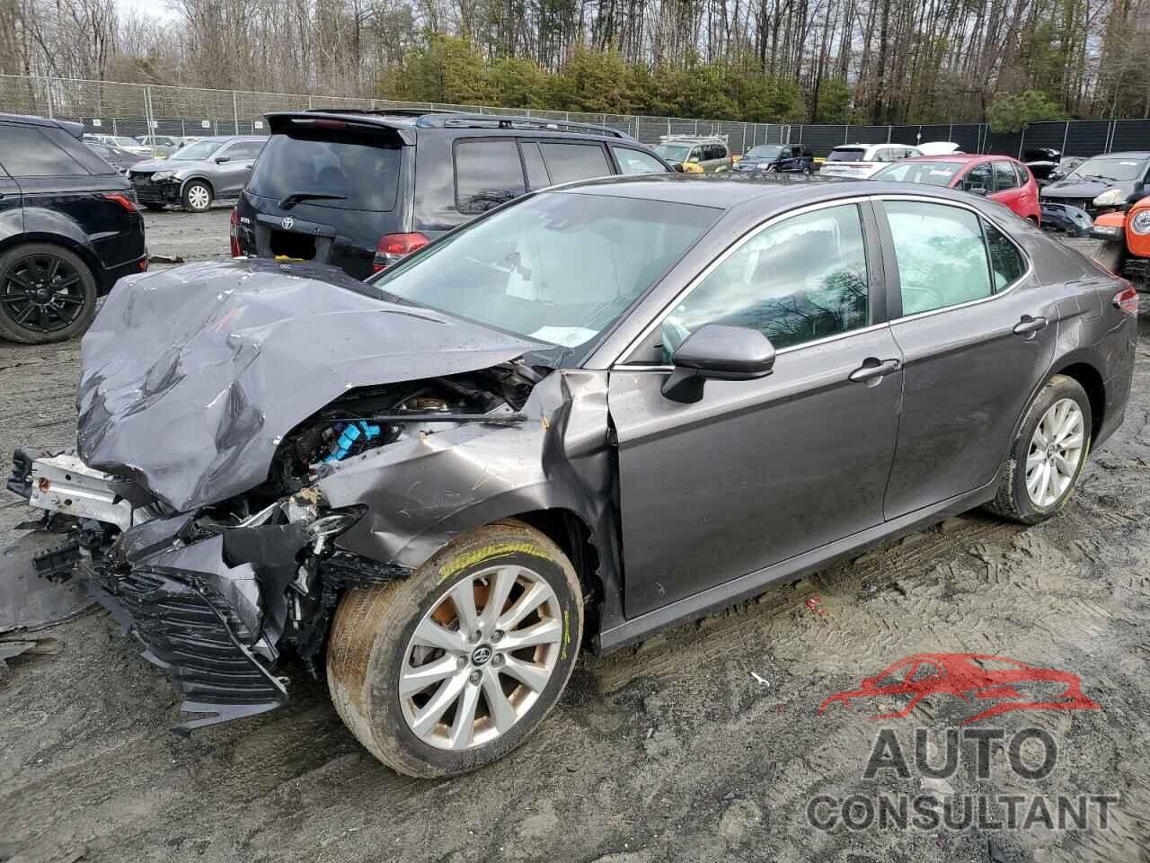 TOYOTA CAMRY 2018 - 4T1B11HK1JU040174