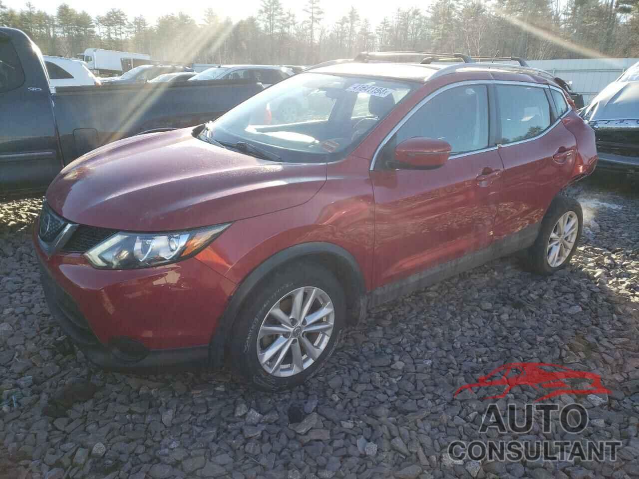 NISSAN ROGUE 2018 - JN1BJ1CR8JW280404