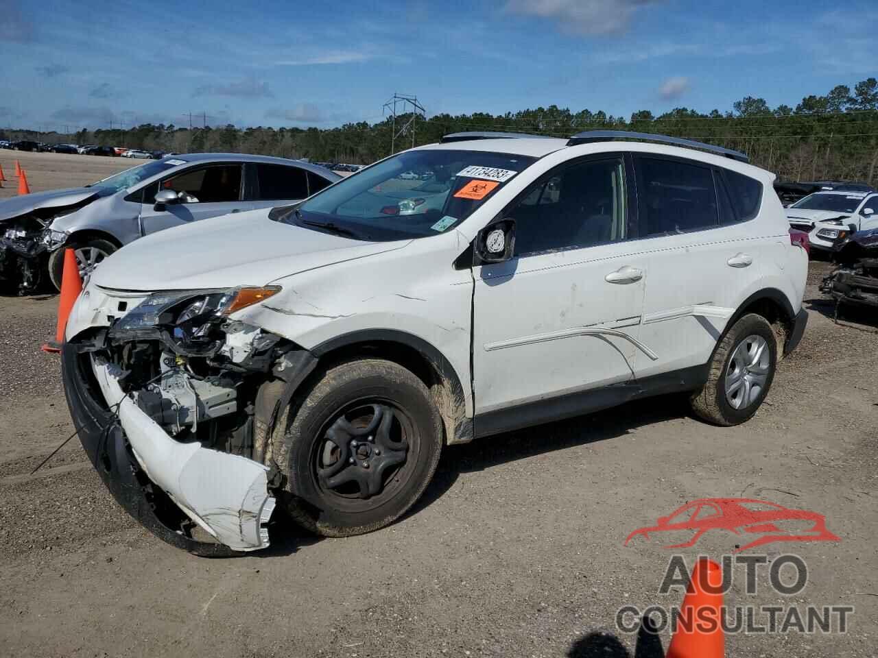 TOYOTA RAV4 2015 - JTMZFREV9FJ055645