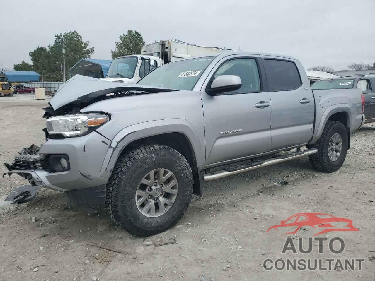 TOYOTA TACOMA 2018 - 3TMCZ5AN5JM178155