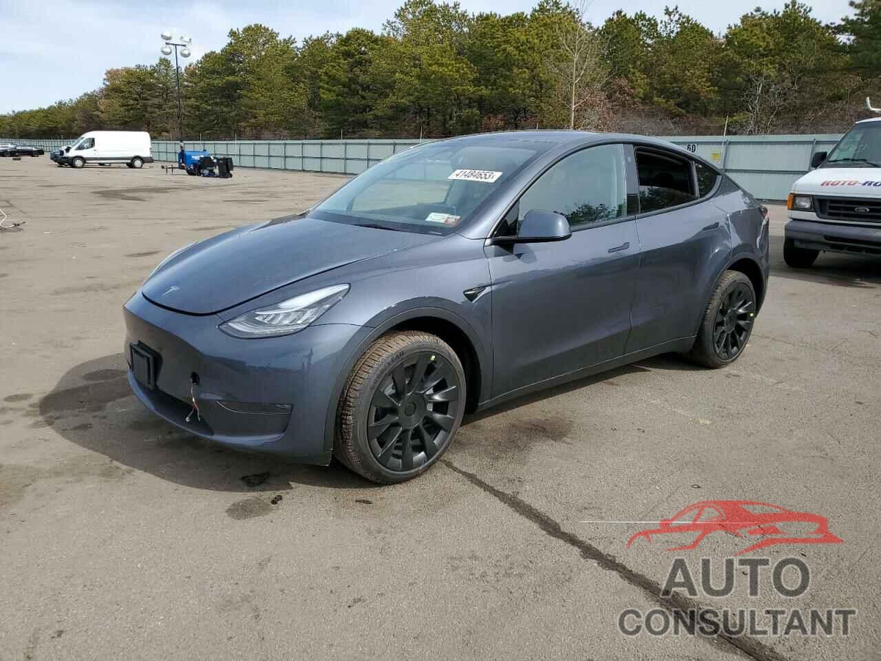TESLA MODEL Y 2023 - 7SAYGDEE4PA051829