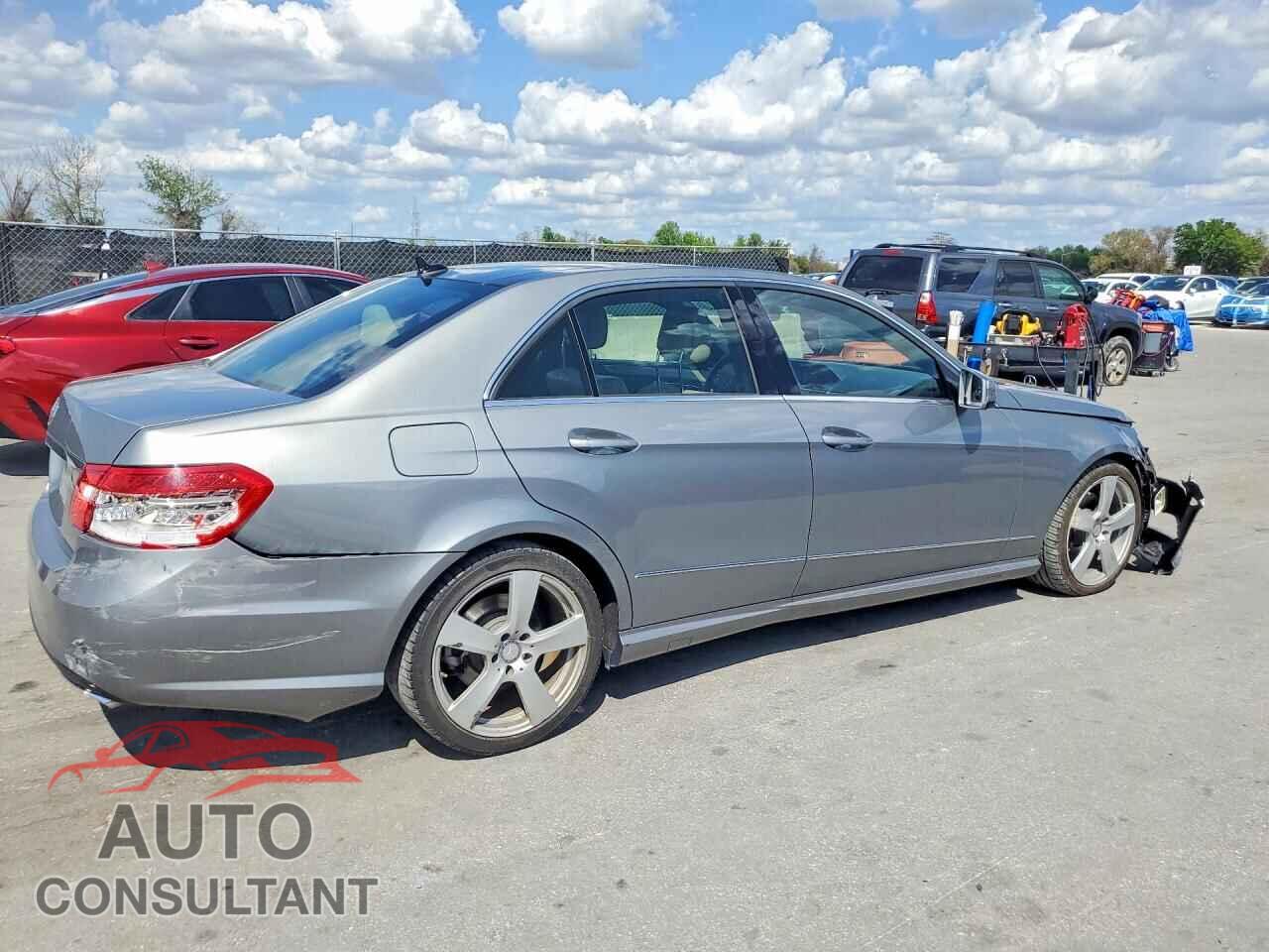 MERCEDES-BENZ E-CLASS 2010 - WDDHF5GB7AA249290