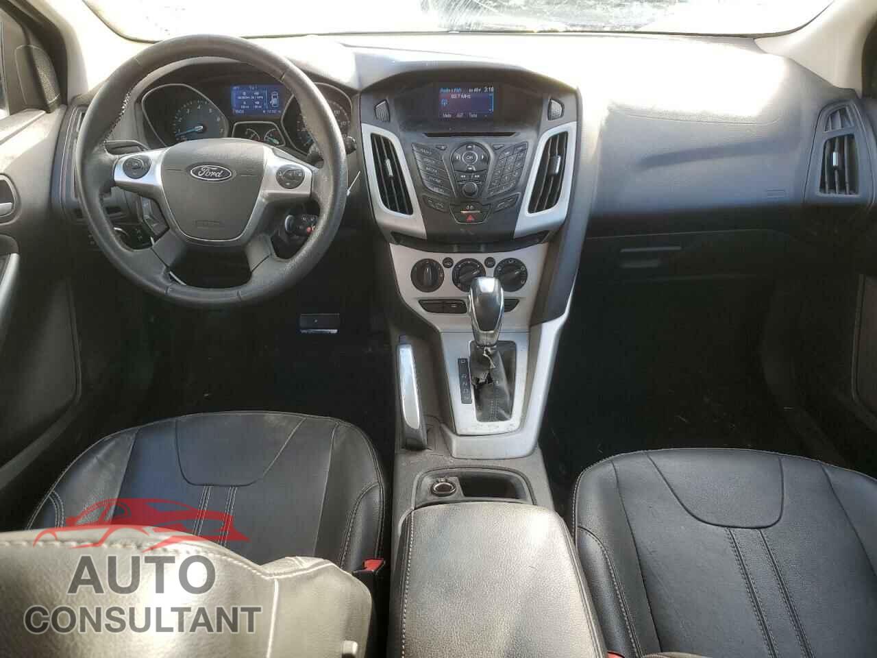FORD FOCUS 2014 - 1FADP3K29EL175467