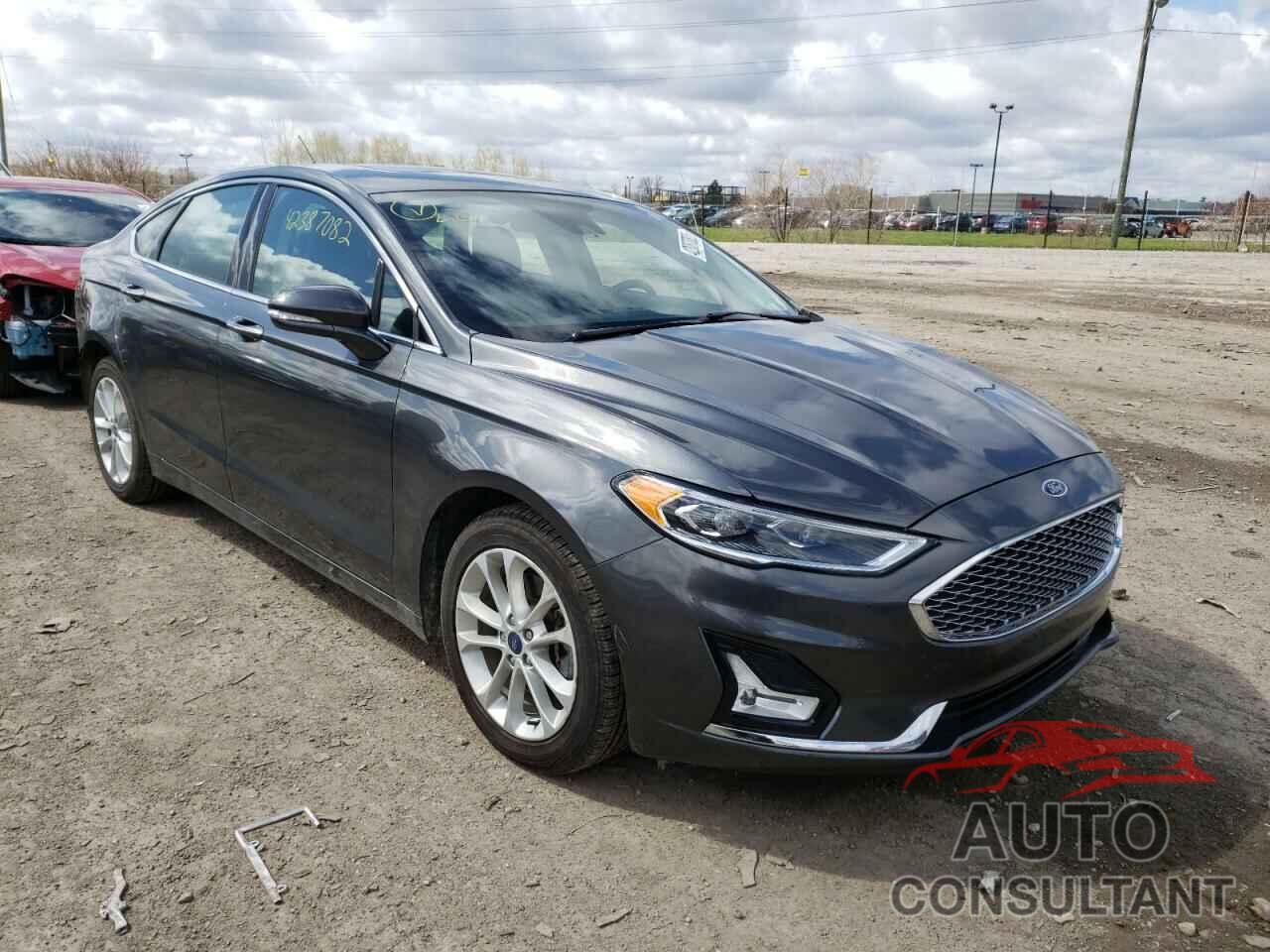 FORD FUSION 2019 - 3FA6P0SUXKR101836
