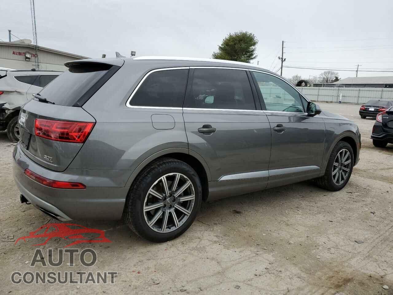 AUDI Q7 2017 - WA1LABF77HD037474