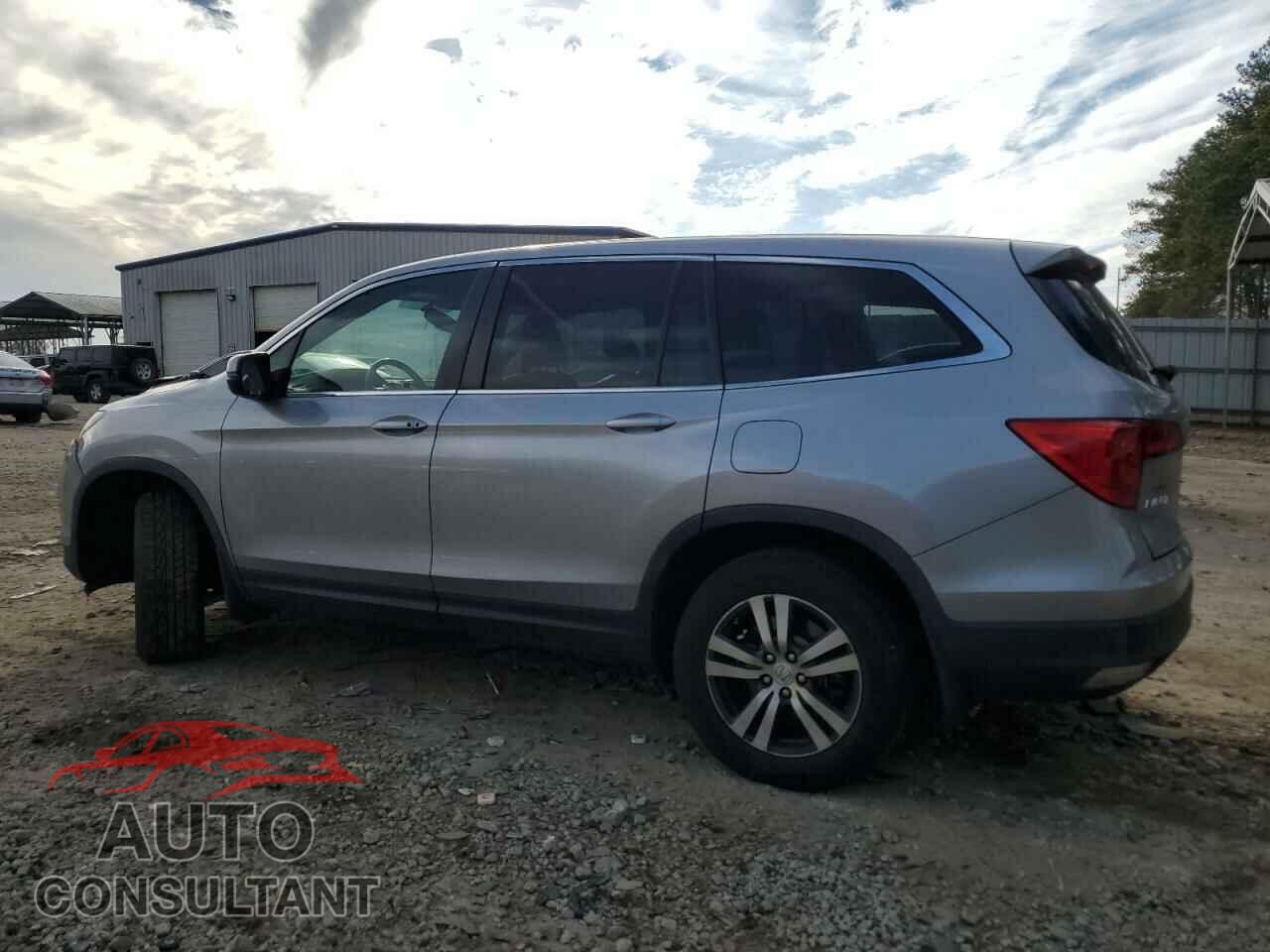 HONDA PILOT 2017 - 5FNYF6H77HB059646