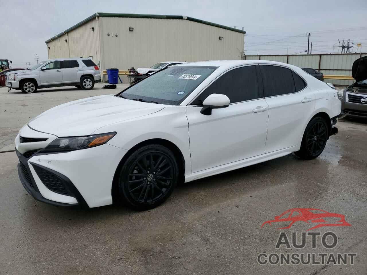 TOYOTA CAMRY 2021 - 4T1G11AK8MU537095