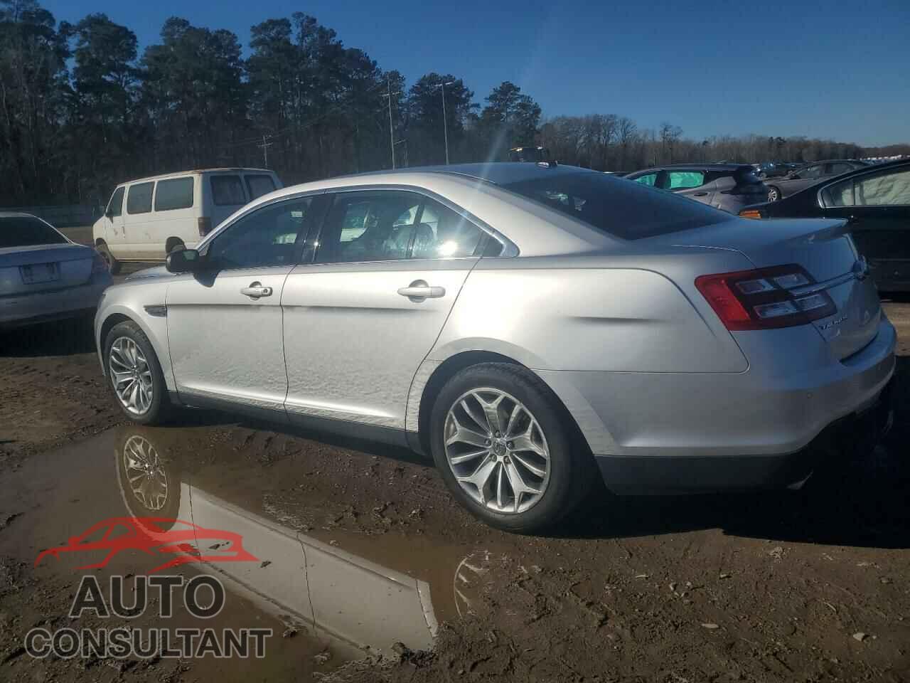 FORD TAURUS 2013 - 1FAHP2F80DG226257