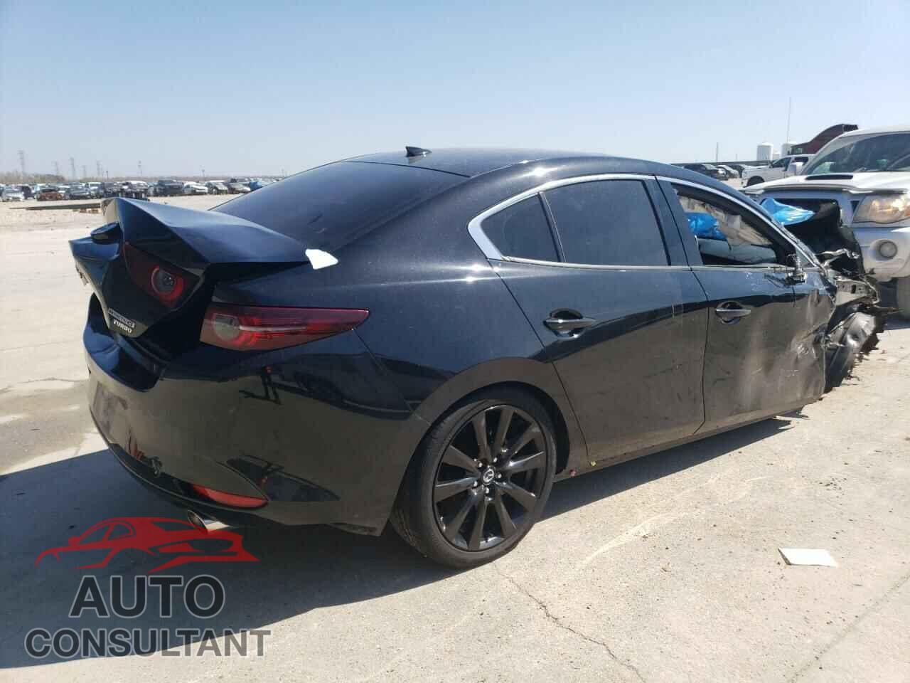 MAZDA 3 2021 - JM1BPBAY6M1343769