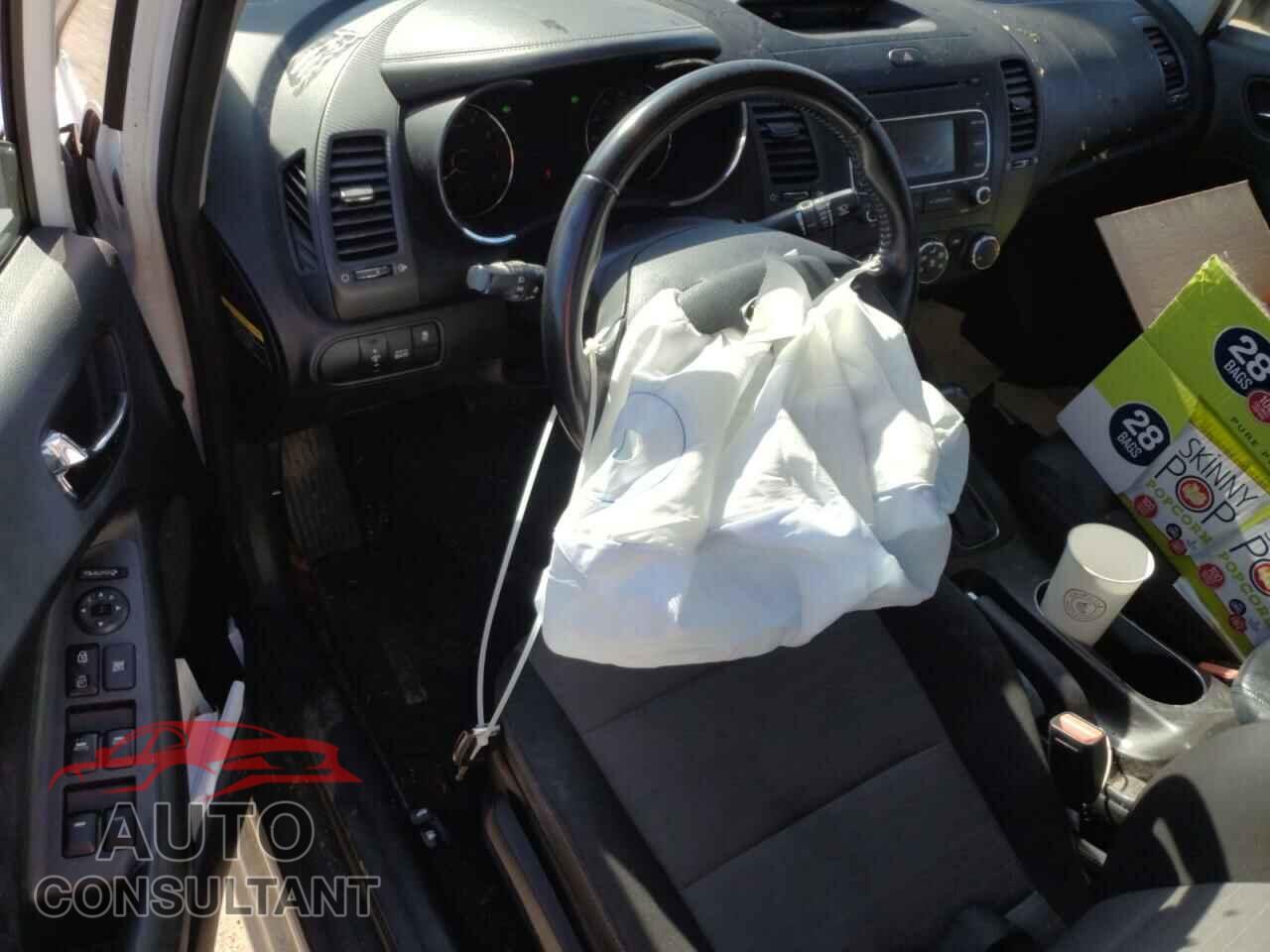 KIA FORTE 2014 - KNAFX4A85E5086432
