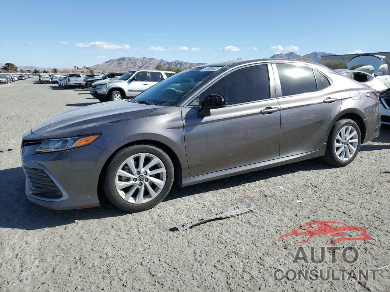 TOYOTA CAMRY 2021 - 4T1C11AK2MU453417