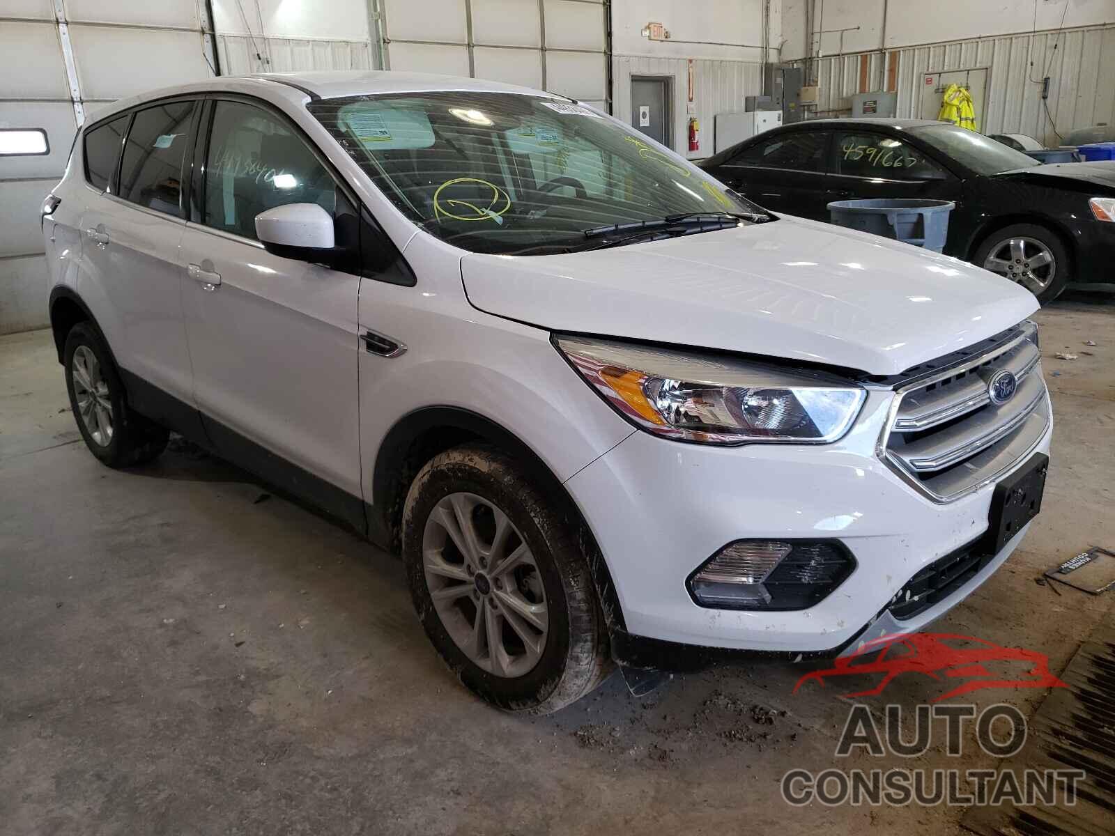 FORD ESCAPE 2017 - 1FMCU9GD9HUC34328