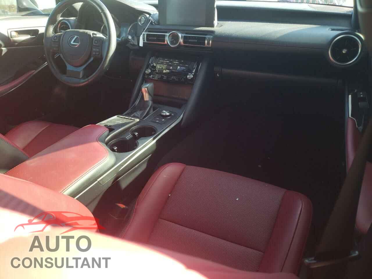 LEXUS IS 2021 - JTHAA1D2XM5112962