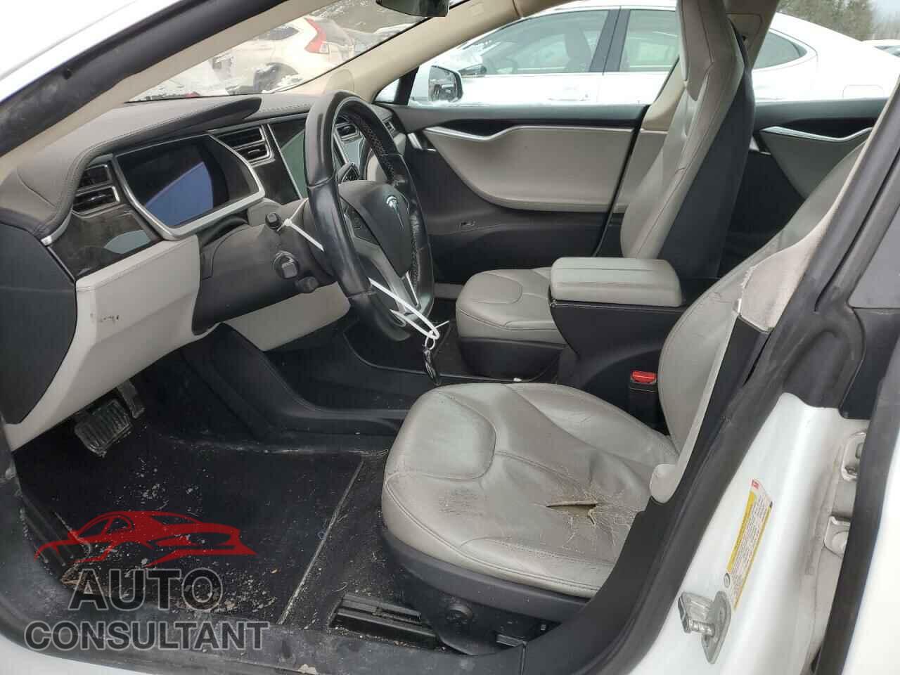TESLA MODEL S 2013 - 5YJSA1DN9DFP17313
