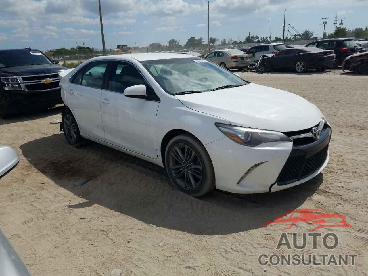 TOYOTA CAMRY 2016 - 4T1BF1FK3GU202755