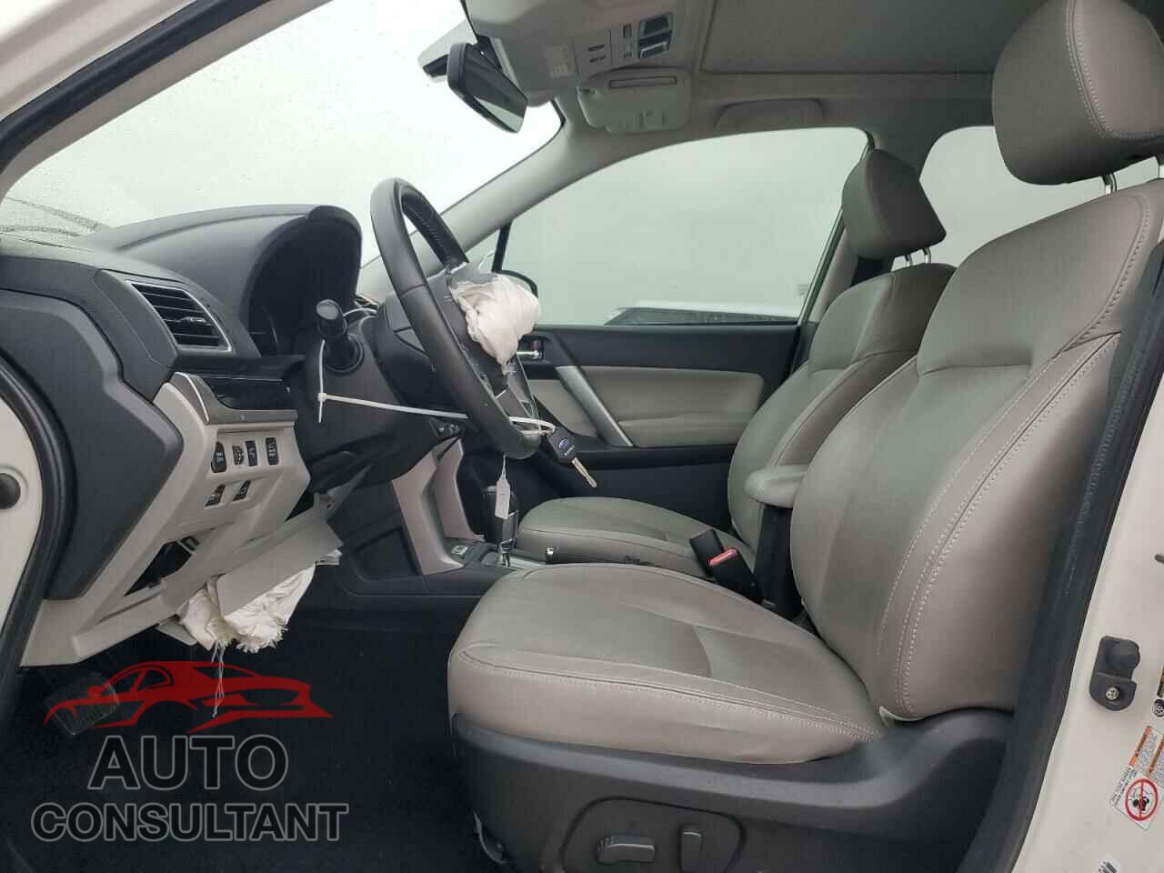 SUBARU FORESTER 2017 - JF2SJARC0HH517208