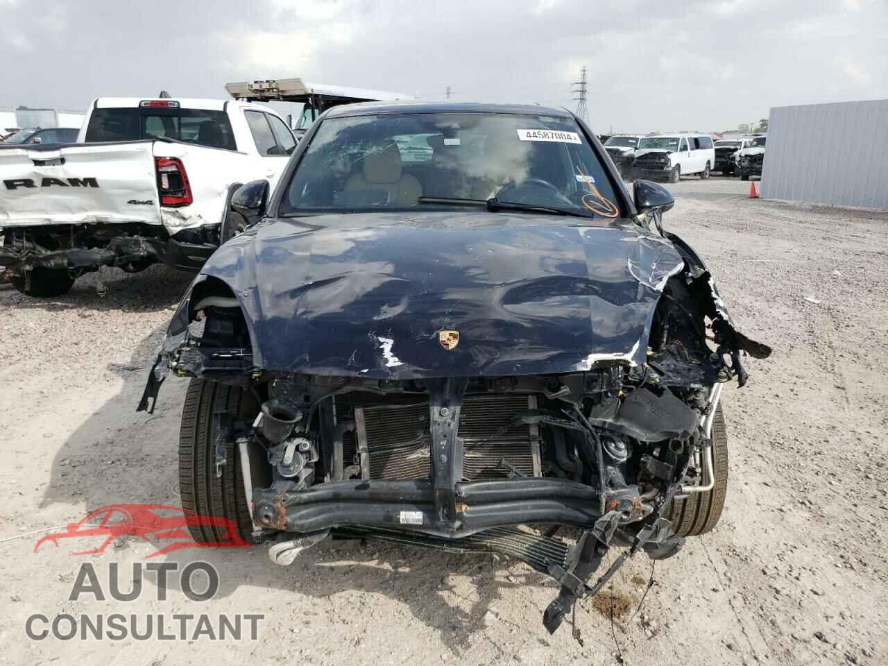 PORSCHE CAYENNE 2016 - WP1AE2A25GLA61904