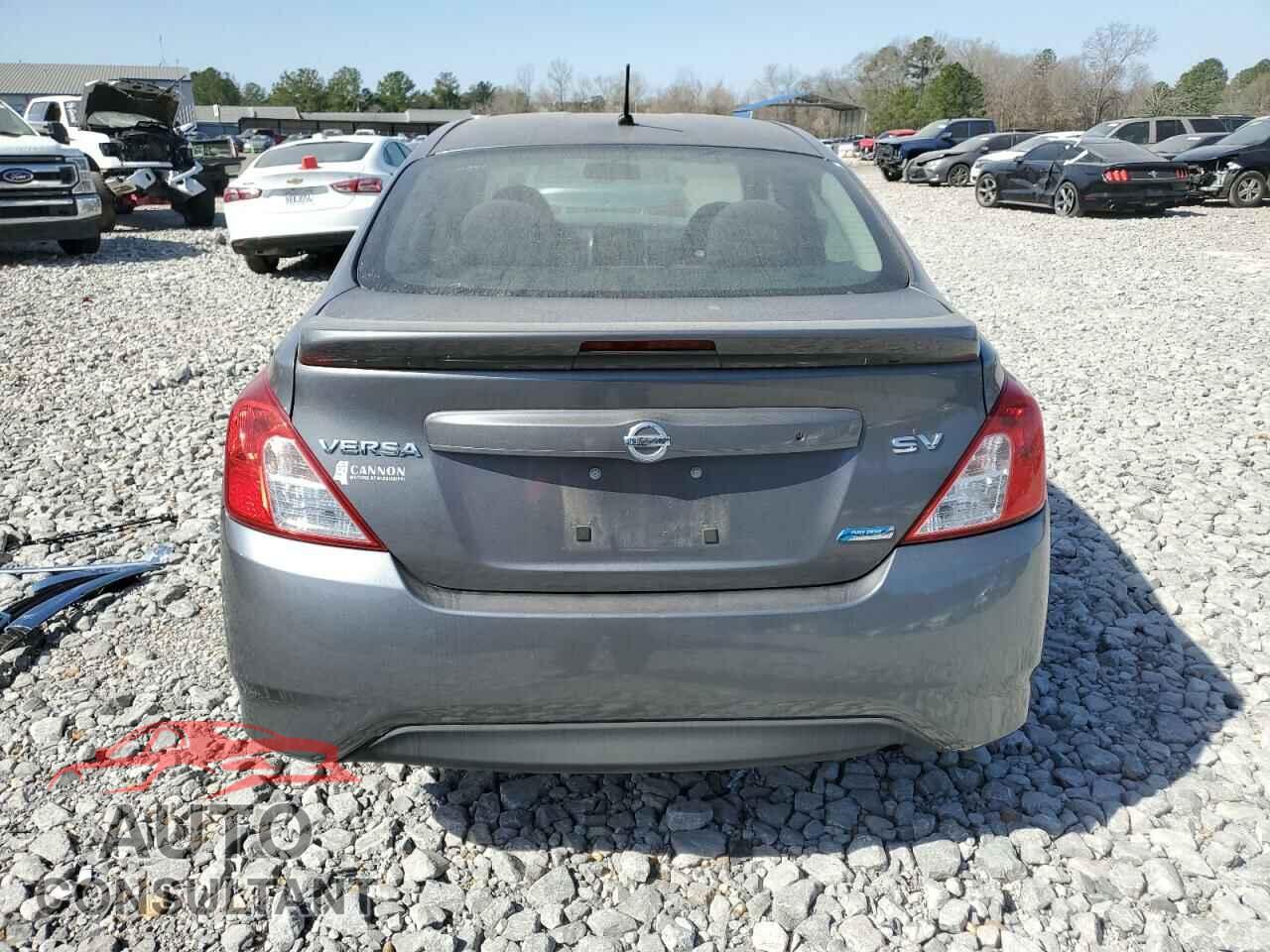 NISSAN VERSA 2016 - 3N1CN7AP8GL895952