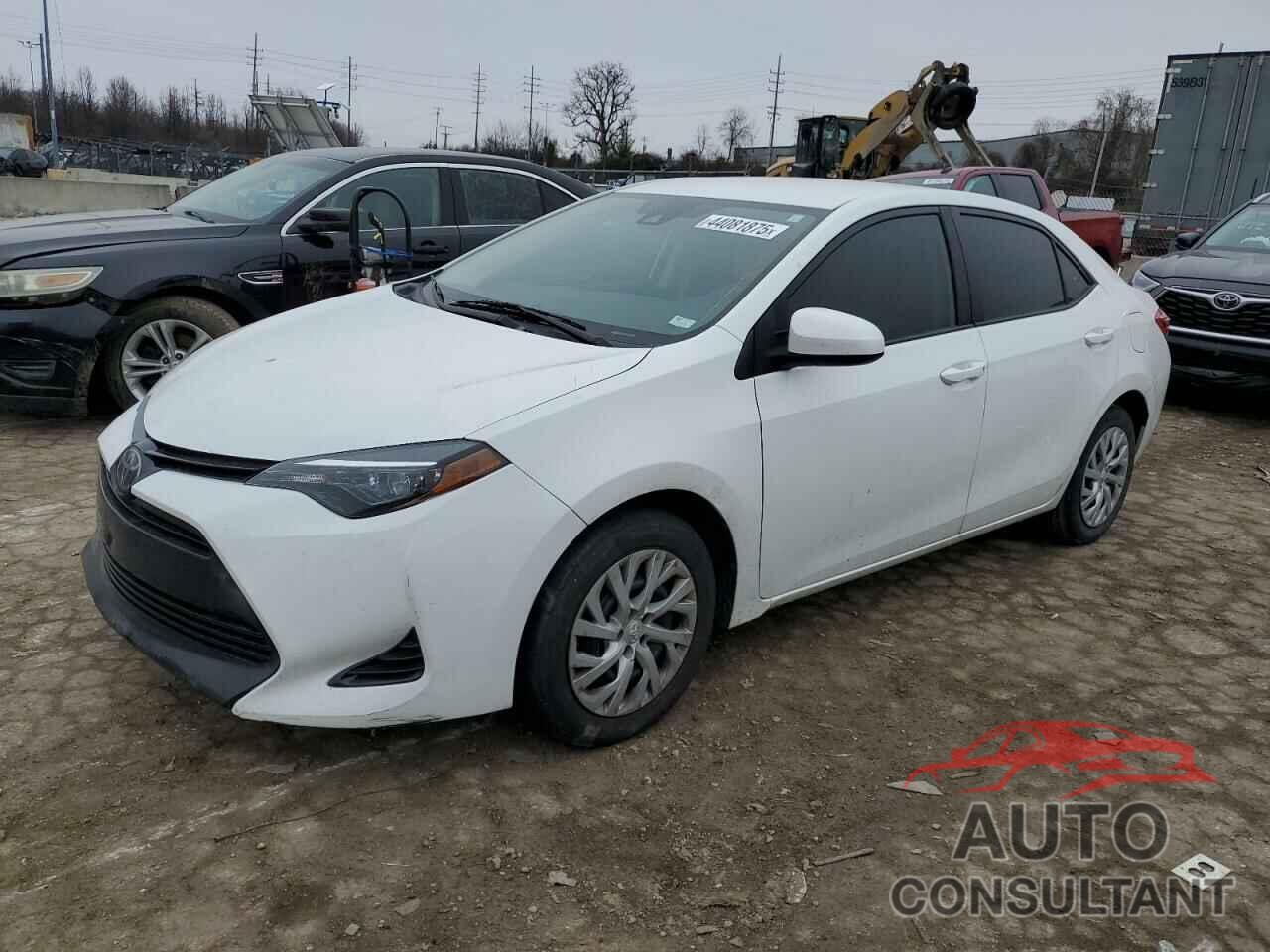 TOYOTA COROLLA 2018 - 5YFBURHE8JP816964
