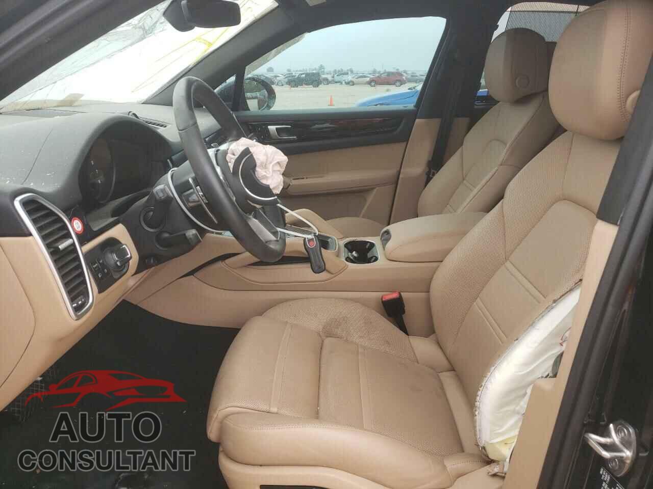 PORSCHE CAYENNE 2021 - WP1AA2AY7MDA00477
