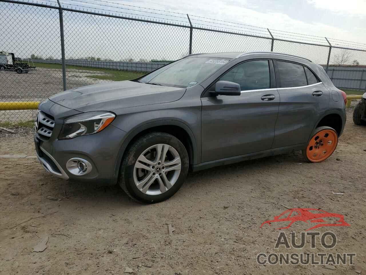 MERCEDES-BENZ GLA-CLASS 2018 - WDCTG4EB0JJ423337