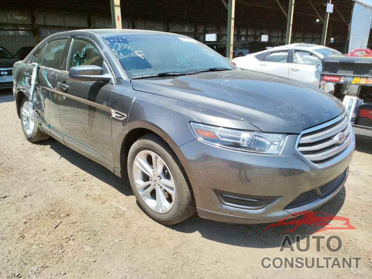 FORD TAURUS 2018 - 1FAHP2H89JG137621