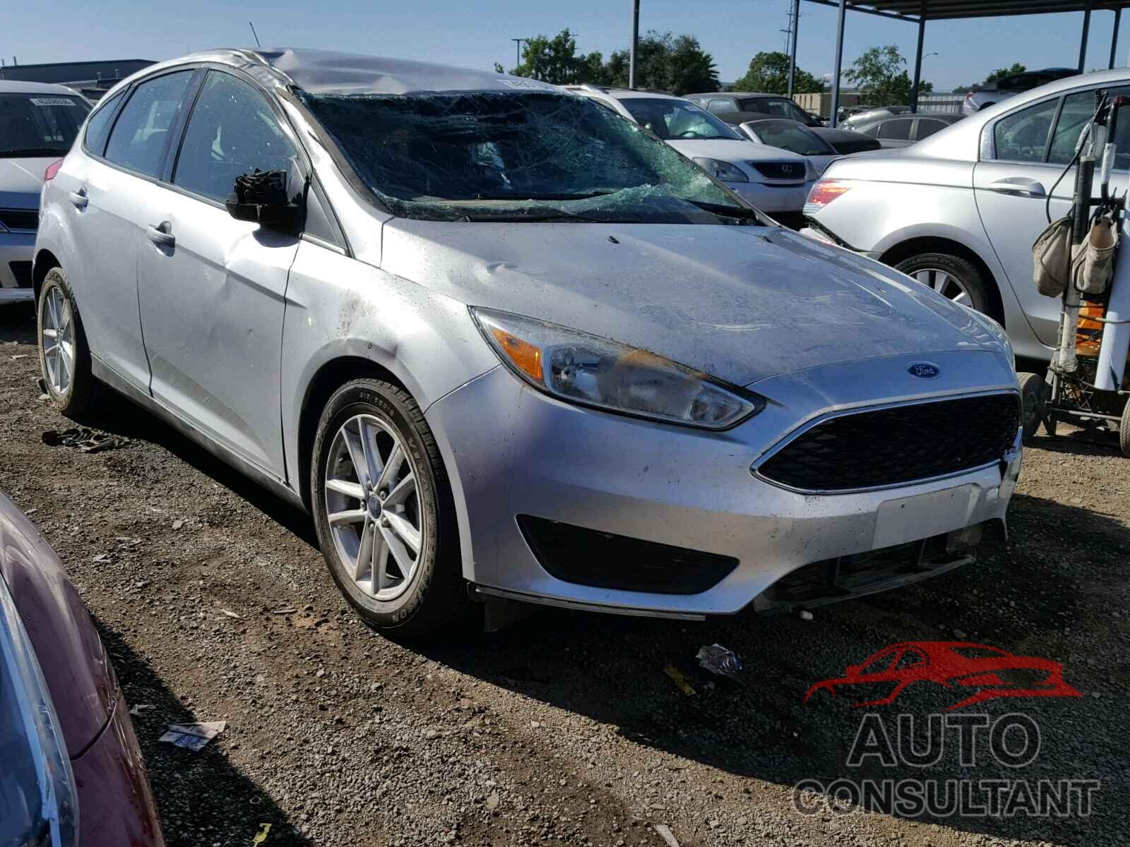 FORD FOCUS 2015 - 1FADP3K24FL319993