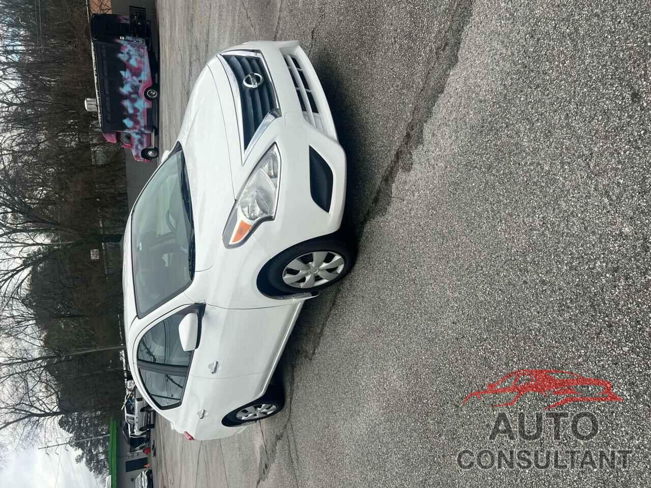 NISSAN VERSA 2016 - 3N1CN7AP7GL832664