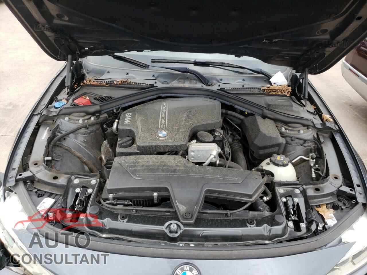 BMW 3 SERIES 2016 - WBA8E3G57GNU04883