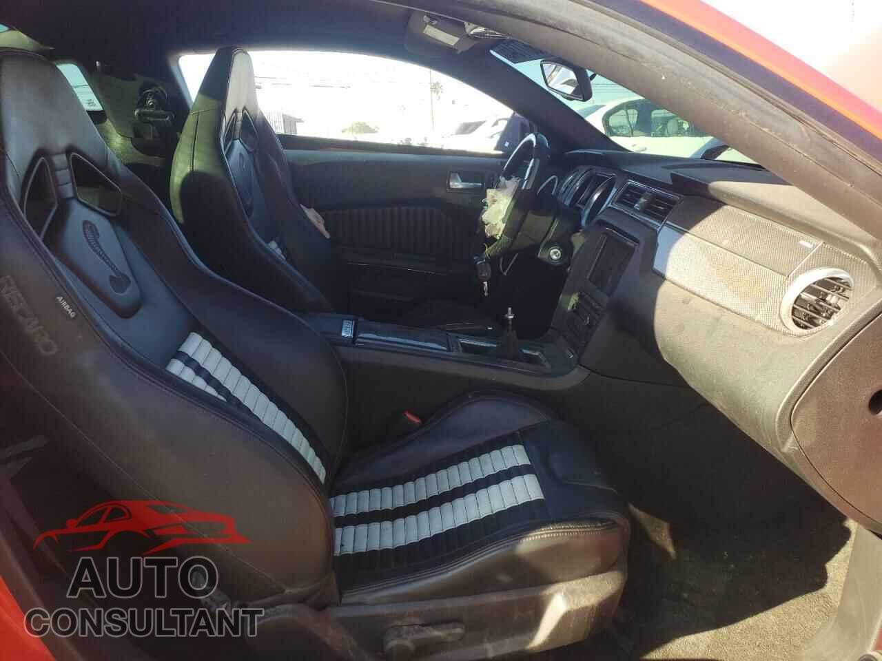 FORD MUSTANG 2012 - 1ZVBP8JS2C5201325