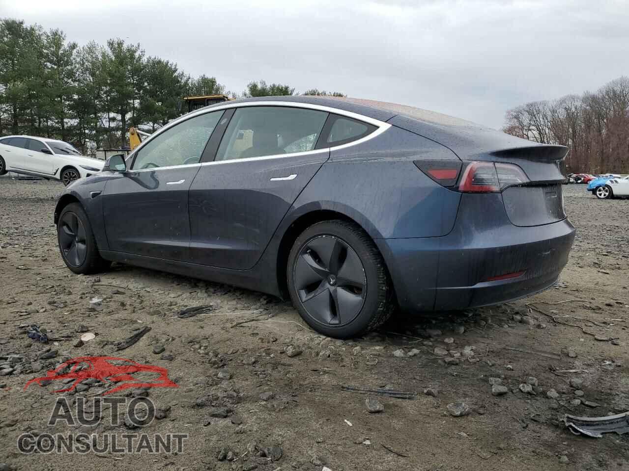 TESLA MODEL 3 2018 - 5YJ3E1EAXJF016294