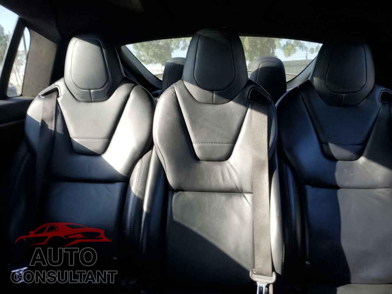 TESLA MODEL X 2017 - 5YJXCAE27HF044791