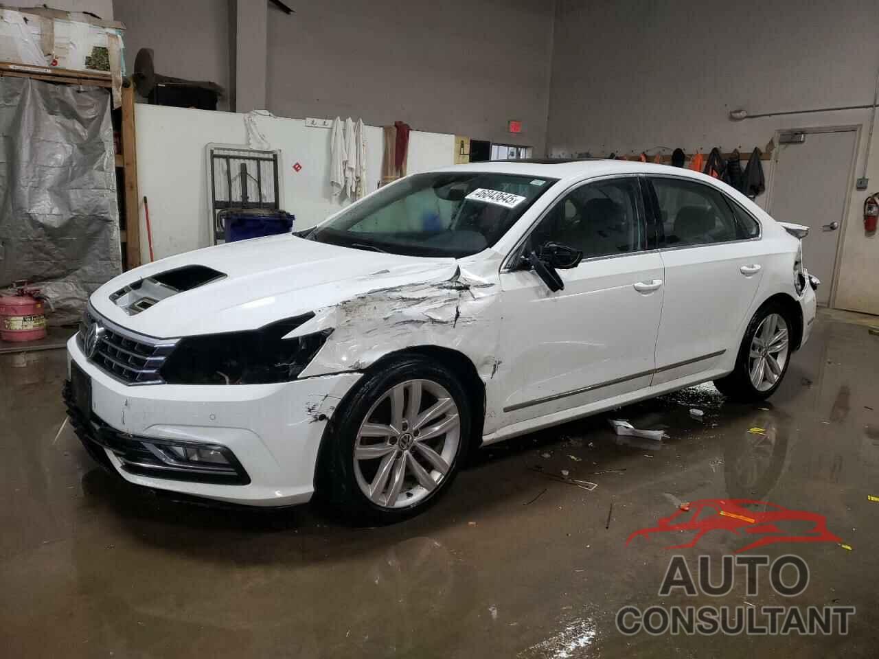 VOLKSWAGEN PASSAT 2018 - 1VWCA7A31JC037423