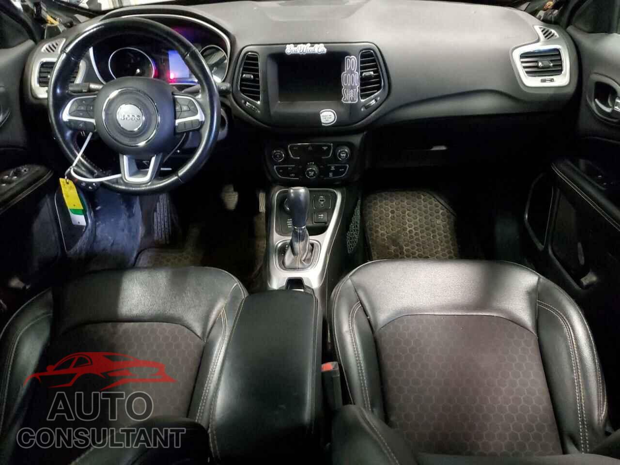 JEEP COMPASS 2019 - 3C4NJDBB2KT813371