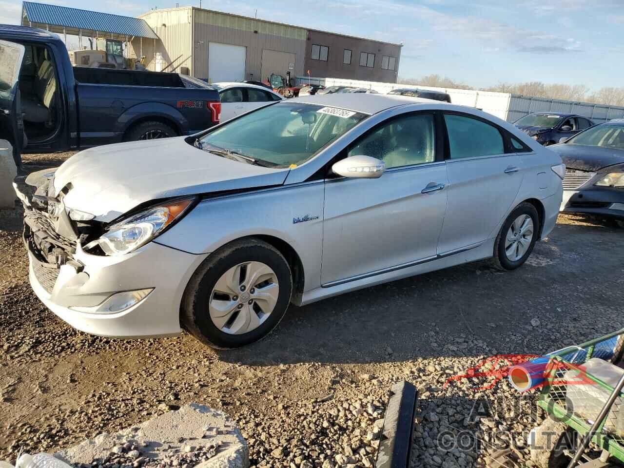 HYUNDAI SONATA 2014 - KMHEC4A45EA114546