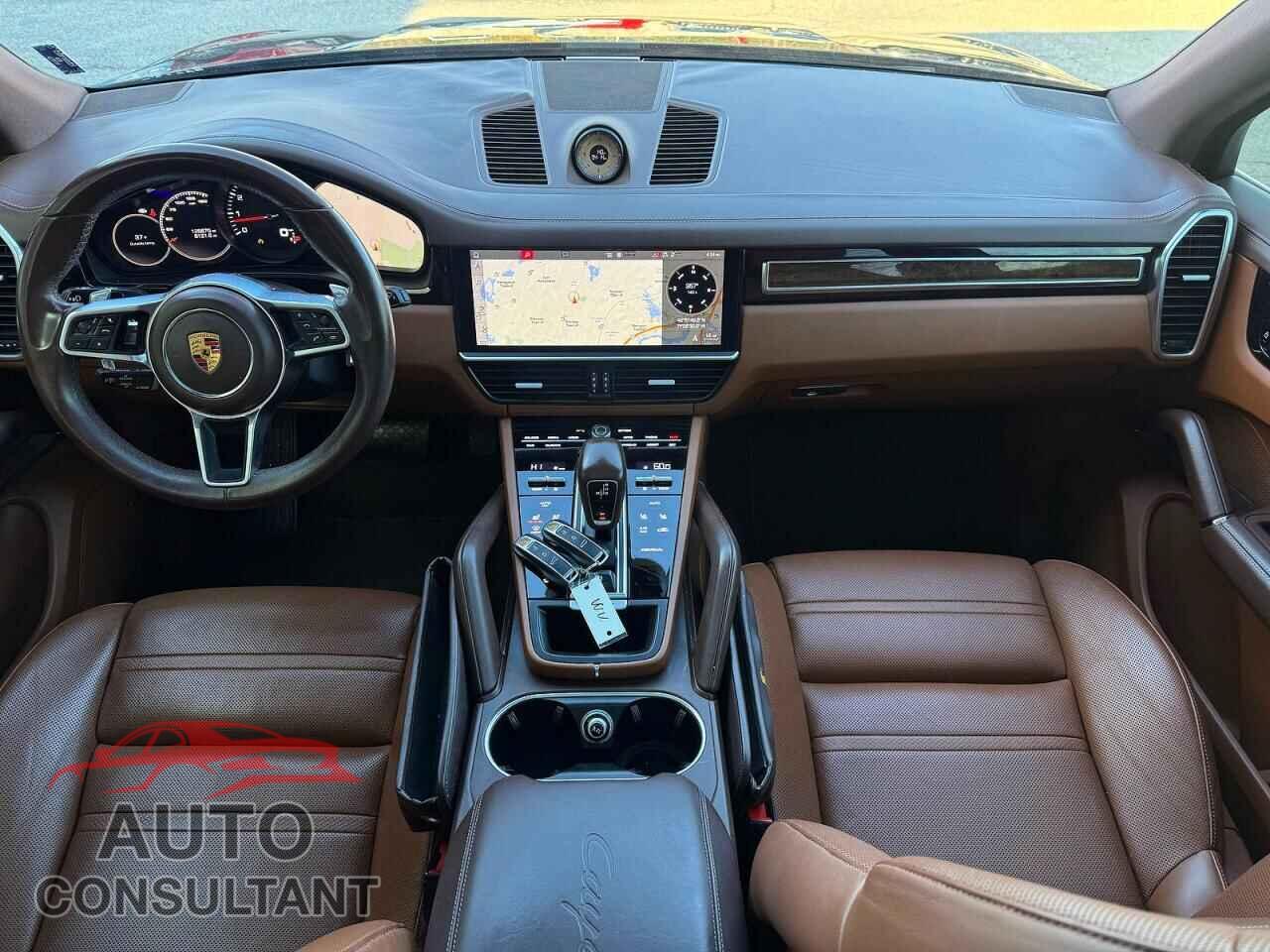 PORSCHE CAYENNE 2019 - WP1AA2AY6KDA08972