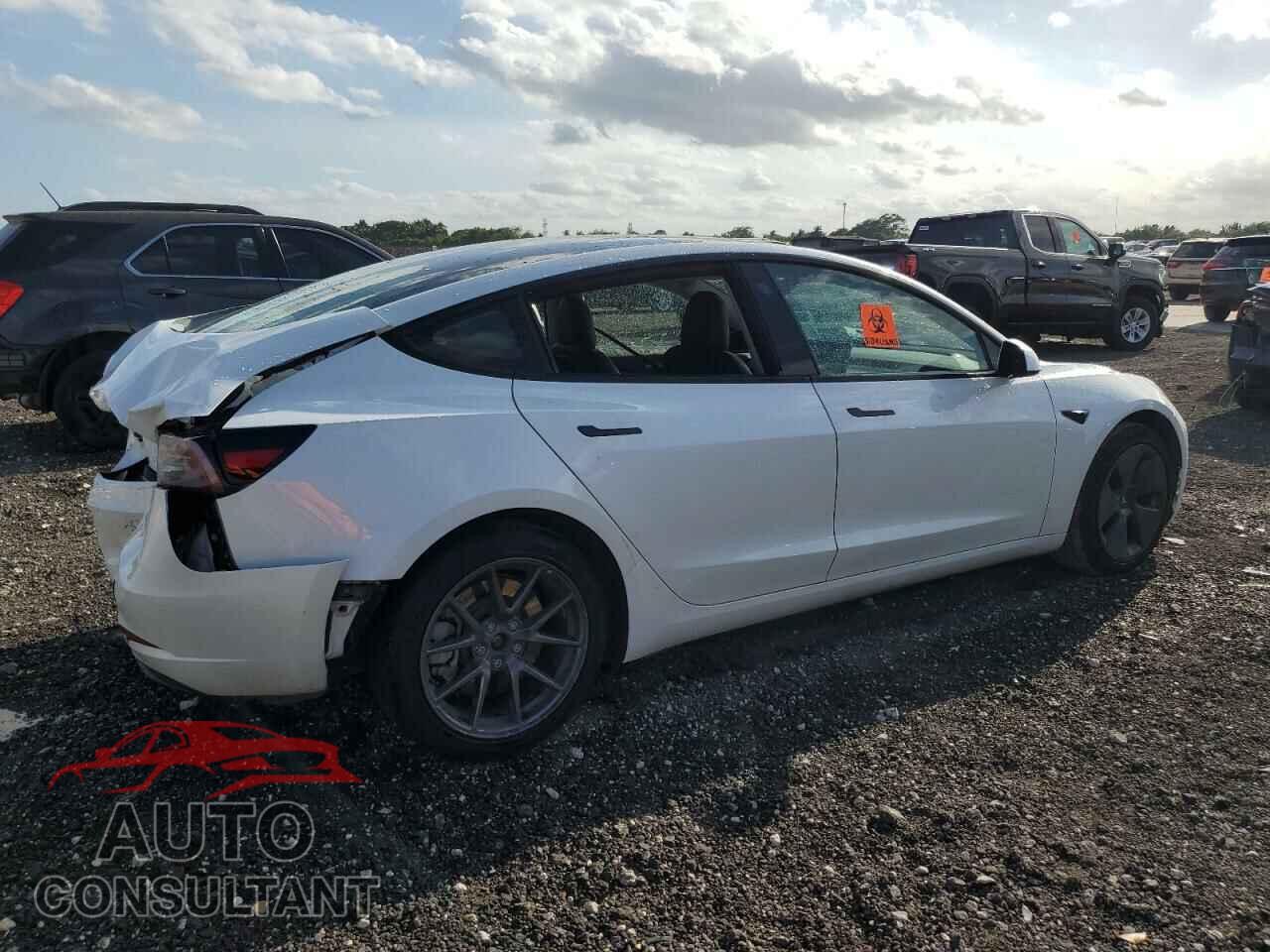 TESLA MODEL 3 2023 - 5YJ3E1EA8PF436645