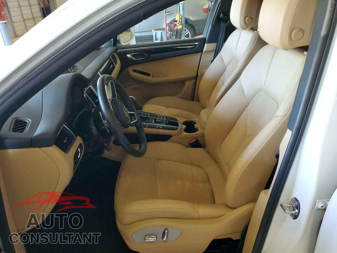 PORSCHE MACAN 2017 - WP1AB2A59HLB20022