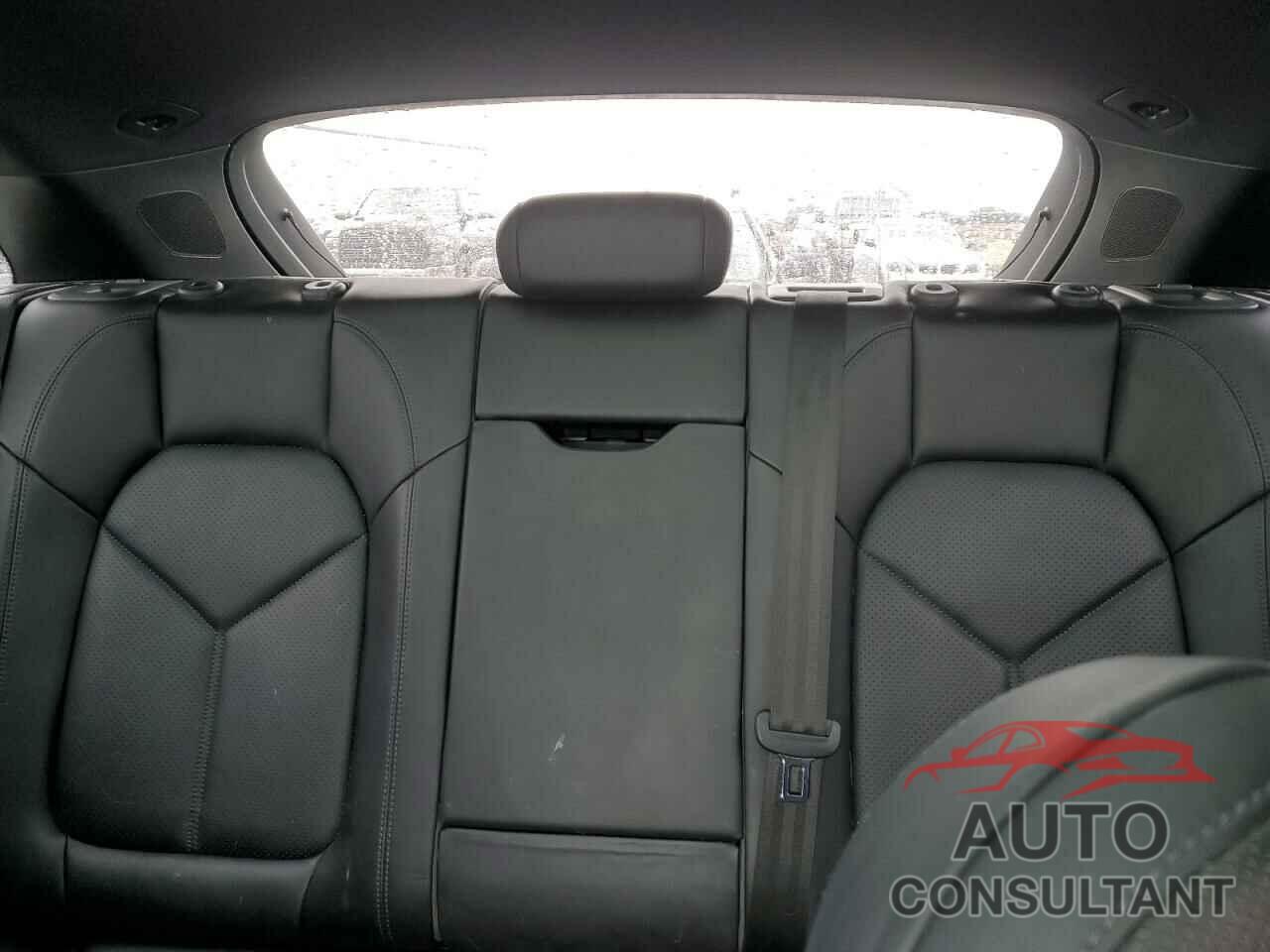 PORSCHE MACAN 2018 - WP1AA2A56JLB18463