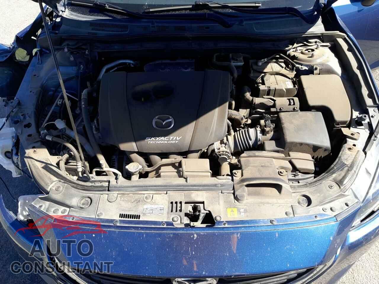 MAZDA 3 2017 - 3MZBN1U78HM108167