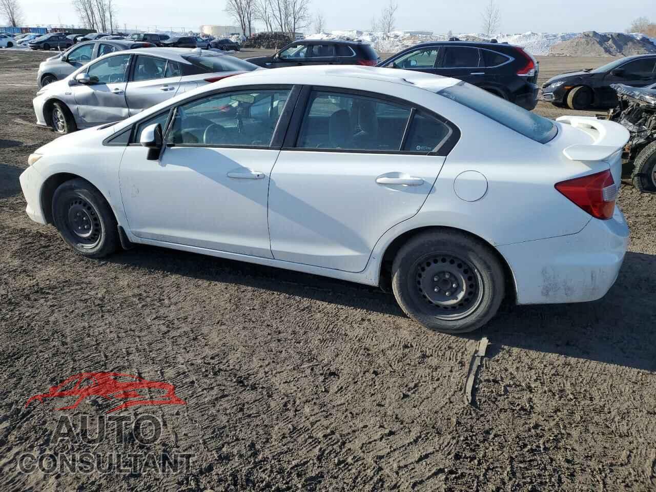 HONDA CIVIC 2012 - 2HGFB2E43CH043910