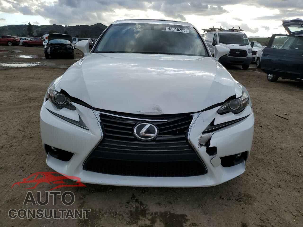 LEXUS IS 2015 - JTHBF1D26F5069729