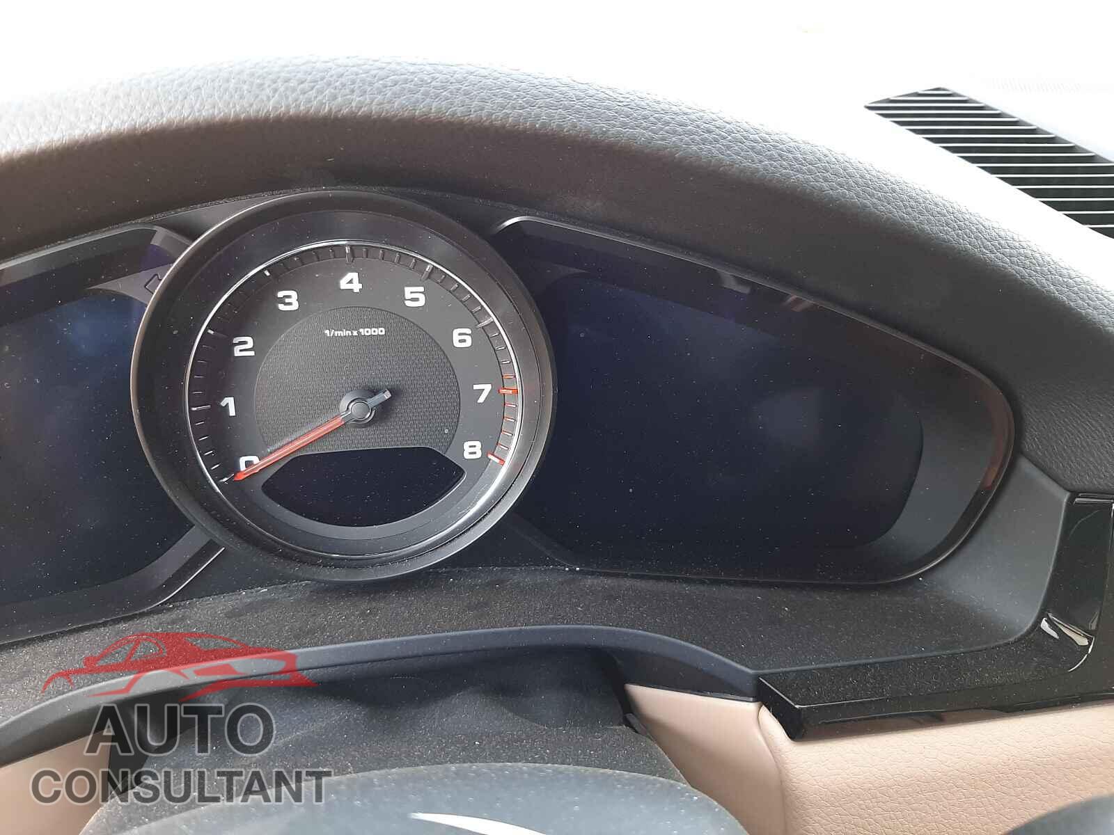 PORSCHE CAYENNE 2019 - WP1AB2AY4KDA61702