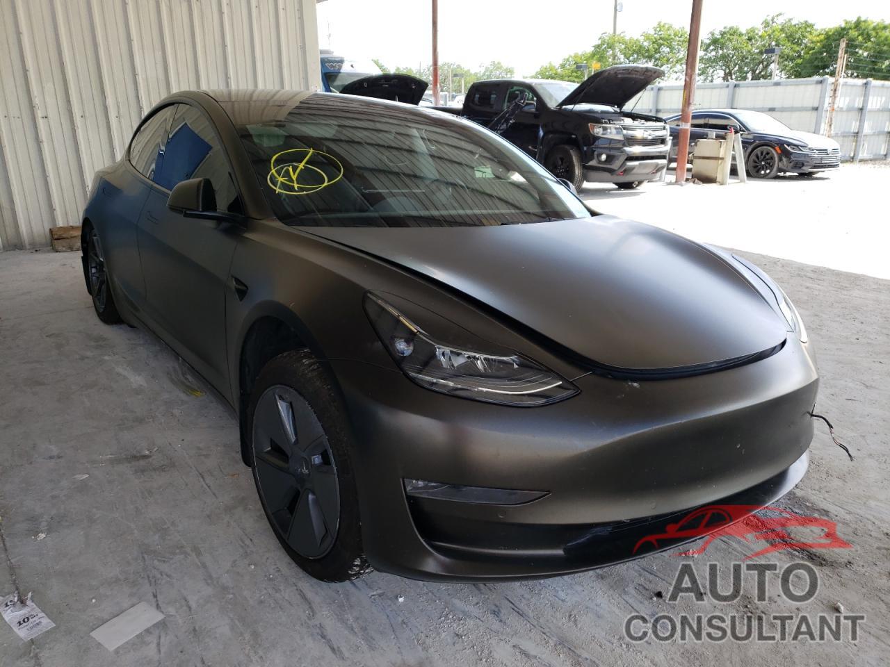 TESLA MODEL 3 2022 - 5YJ3E1EB6NF104614