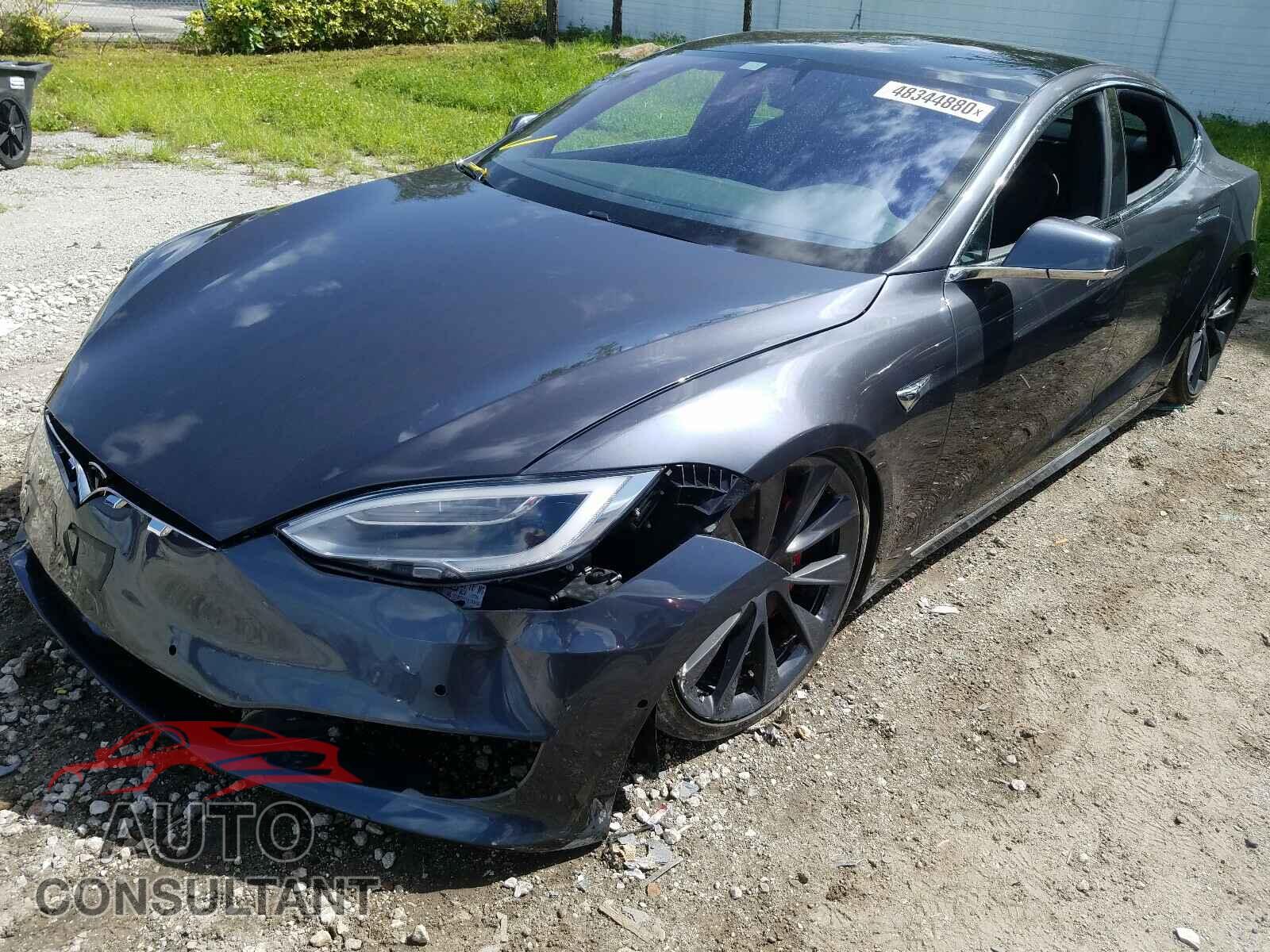 TESLA MODEL S 2018 - 5YJSA1E4XJF251909